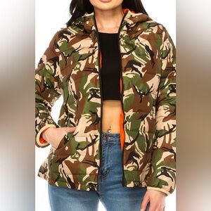 NWT Women’s Camouflage Winter Puffer Down Jacket Army Green Size Small
